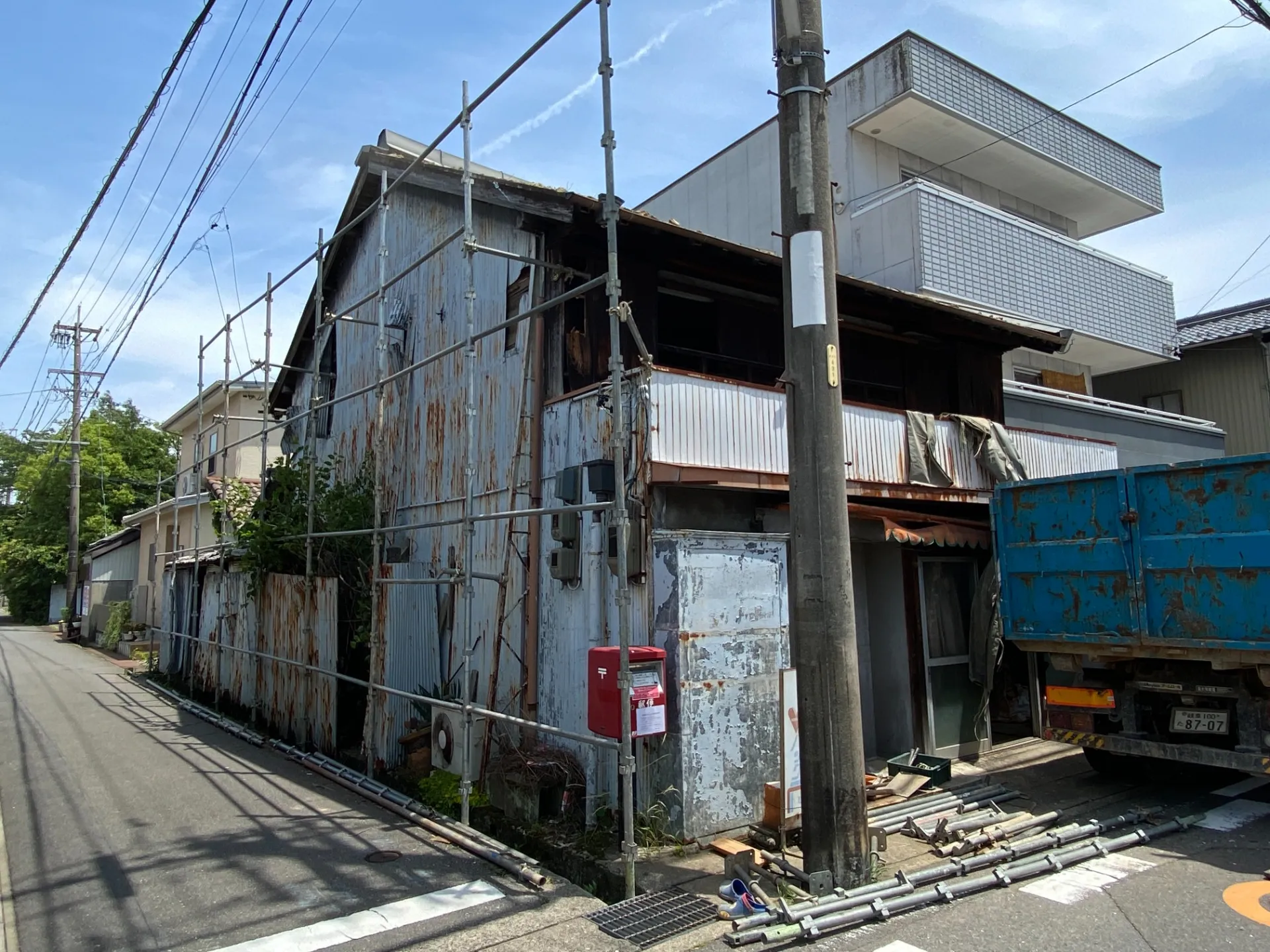 建物の解体準備